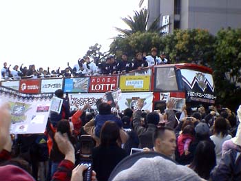 優勝パレードその1