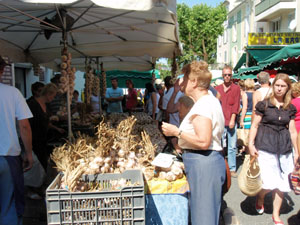 http://www.mackharry.com/~weblog/images/vaison_20120724_02.jpg